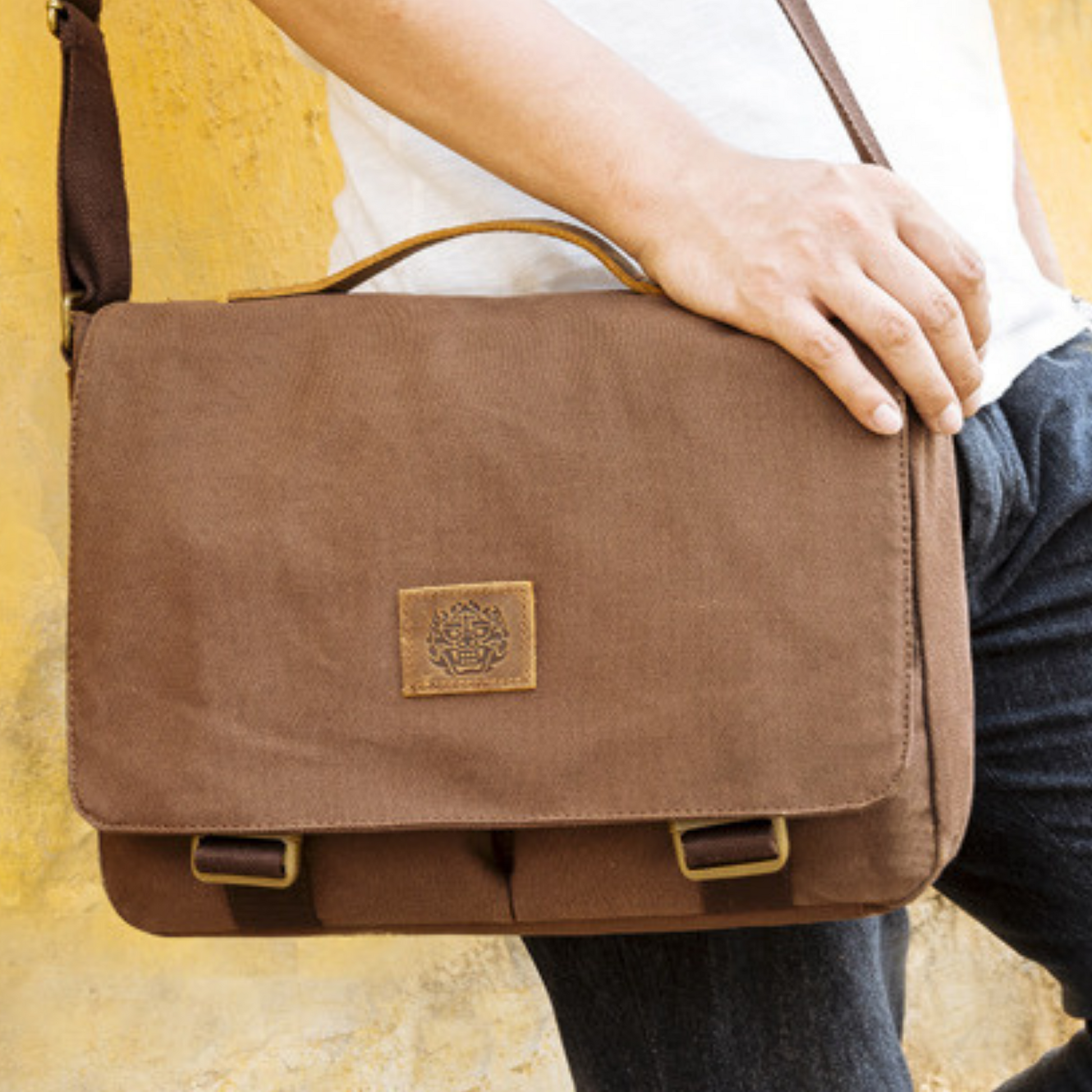 Men's canvas shoulder bags australia hotsell
